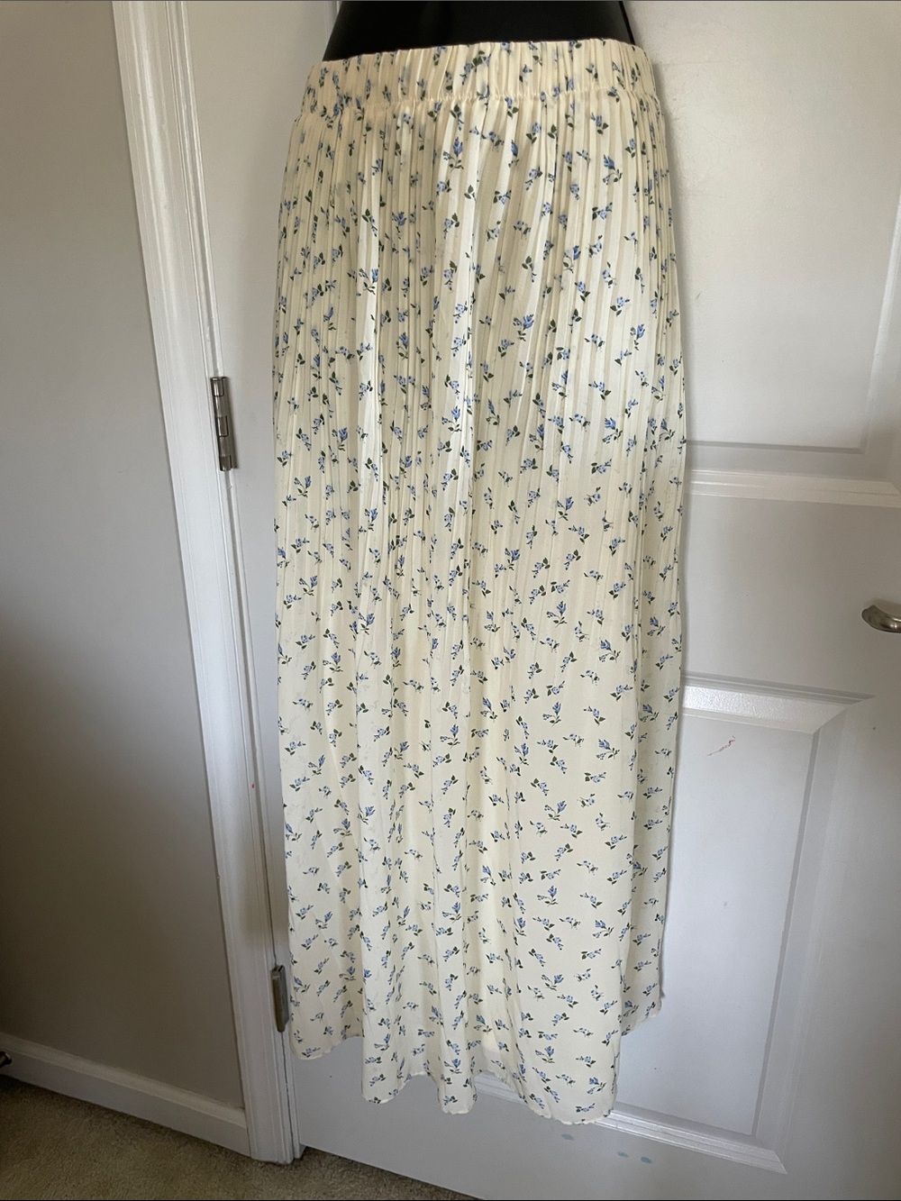 WD.NY Cream Maxi Skirt with Blue Floral Print